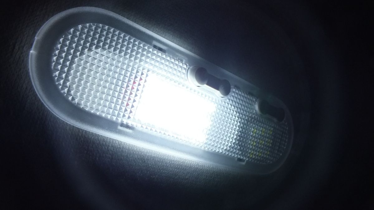 Innenleuchte vorne - LED